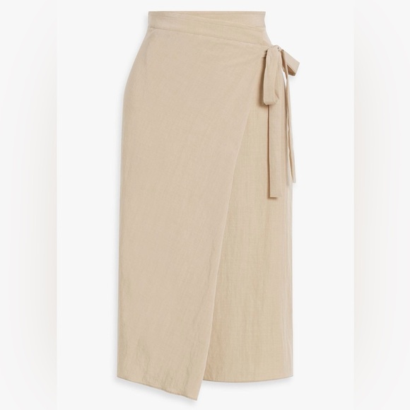 Vince Dresses & Skirts - Vince Asymmetrical Beige Skirt